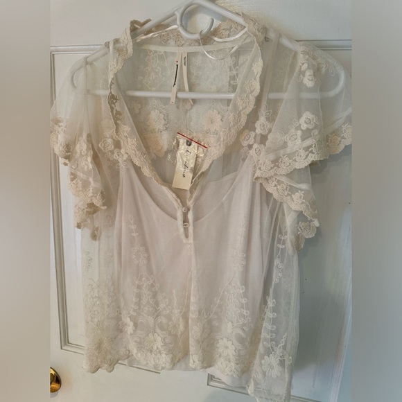 ANTHROPOLOGIE lace shirt. NWT. Blouse.  Lace shirt - Picture 9 of 9